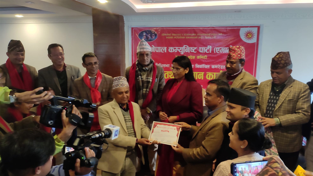 एमाले गण्डकी प्रदेश संसदीय दलको नेतामा खगराज अधिकारी